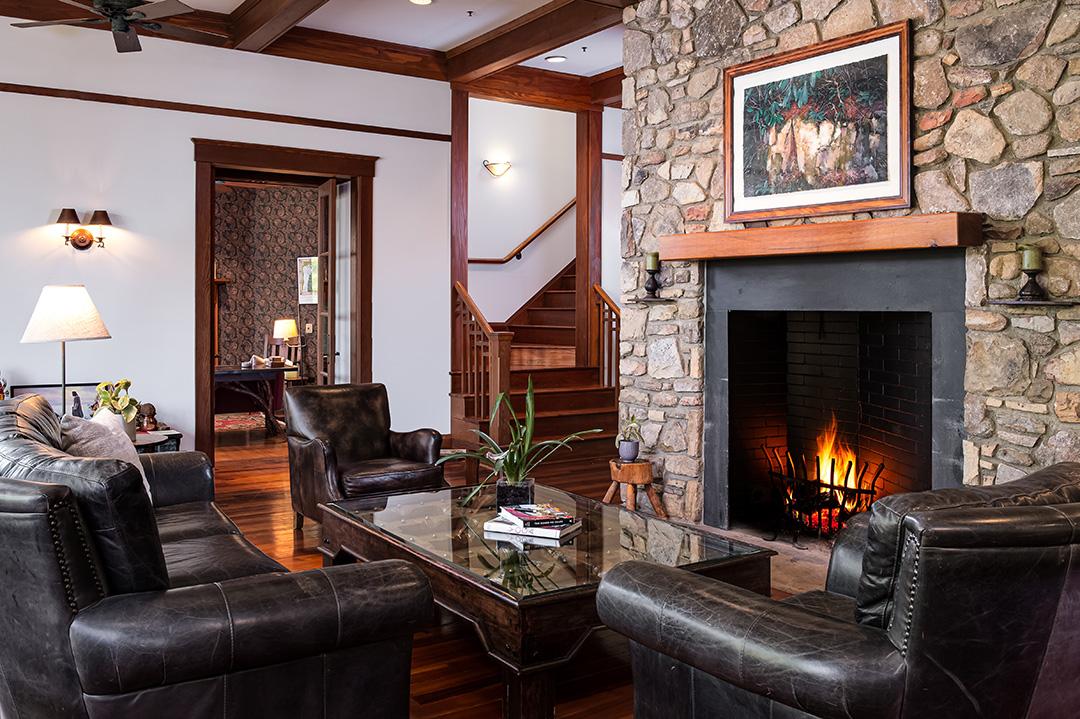 Sohum Mountain Healing Resort Эшвилл Экстерьер фото